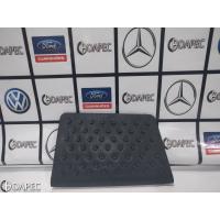 1C4516491AB TAPETE ESTRIBO LD USA 1 !!